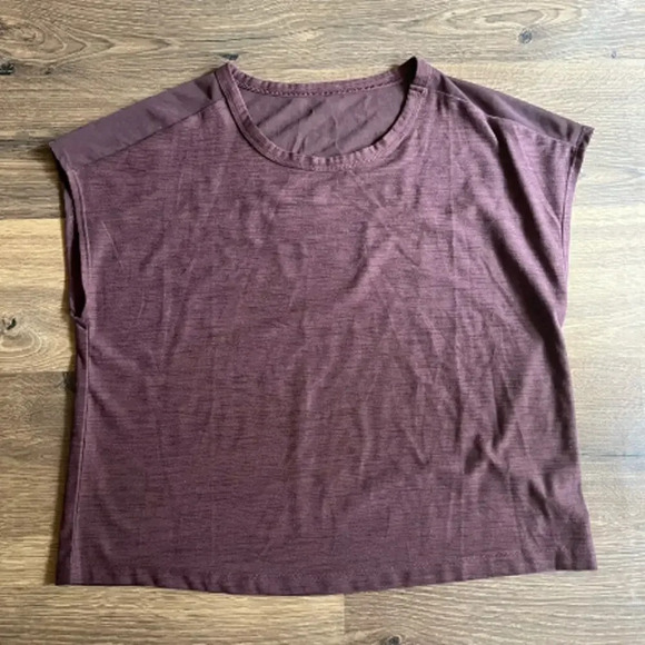 FREE Active Top - Picture 1 of 5